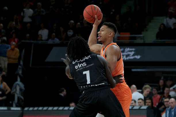 现出了一批 现出了一批