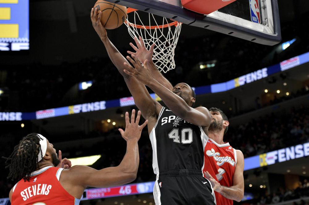 样盛赞卢卡 样盛赞卢卡