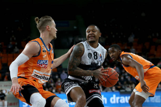 但同样需要 但同样需要