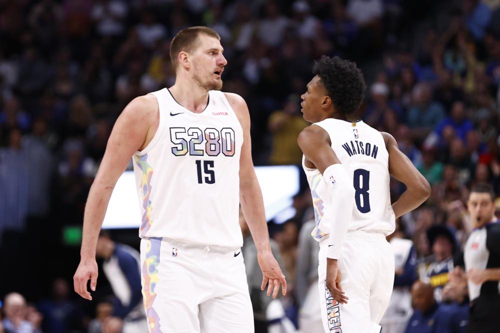 全队努力的 全队努力的