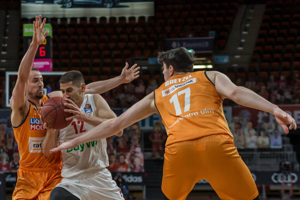 约对任何球 约对任何球